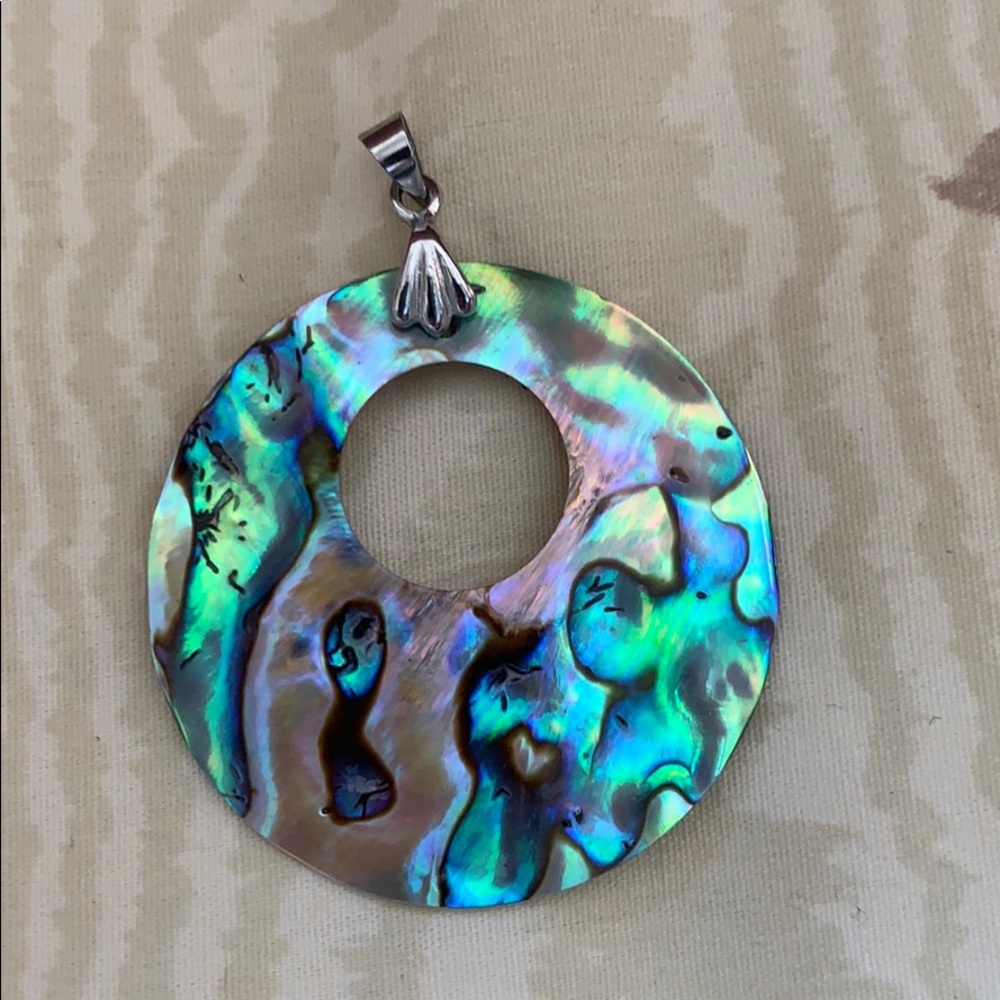 Abalone Pendant - Picture 2 of 6